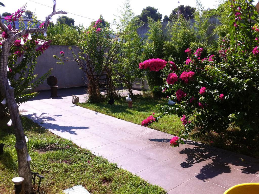 Island Aparthotel Pefki  Ngoại thất bức ảnh